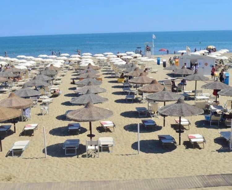 Casa Vacanza Dei Greci Барлета Екстериор снимка